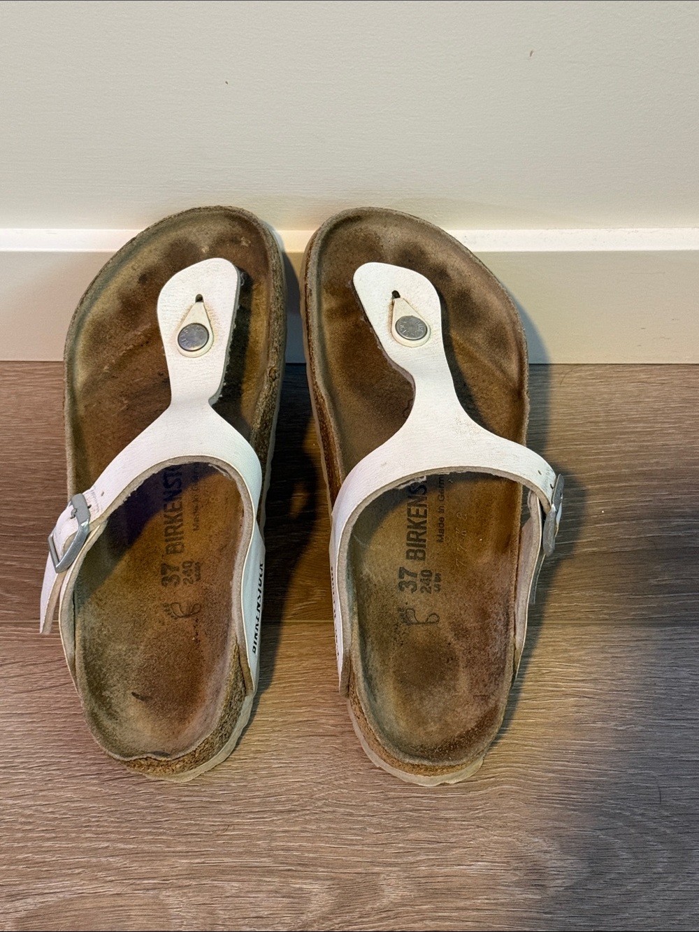 Birkenstock Gizeh White Sandals